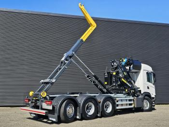 G460 8x4*4 XT / PALFINGER EPSILON Q200 KRAAN + HAAKARM